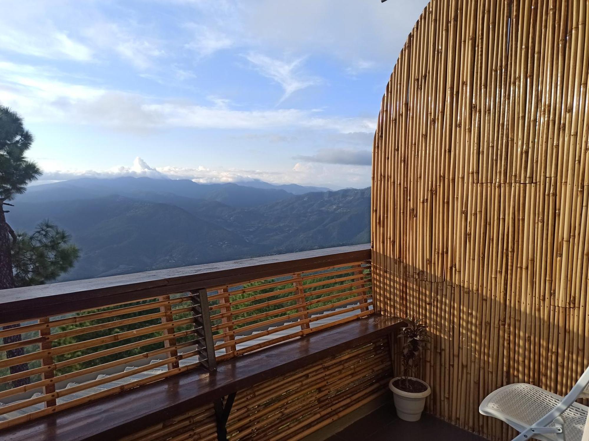 Himalayan Hobbit House Hotel Almora Bagian luar foto