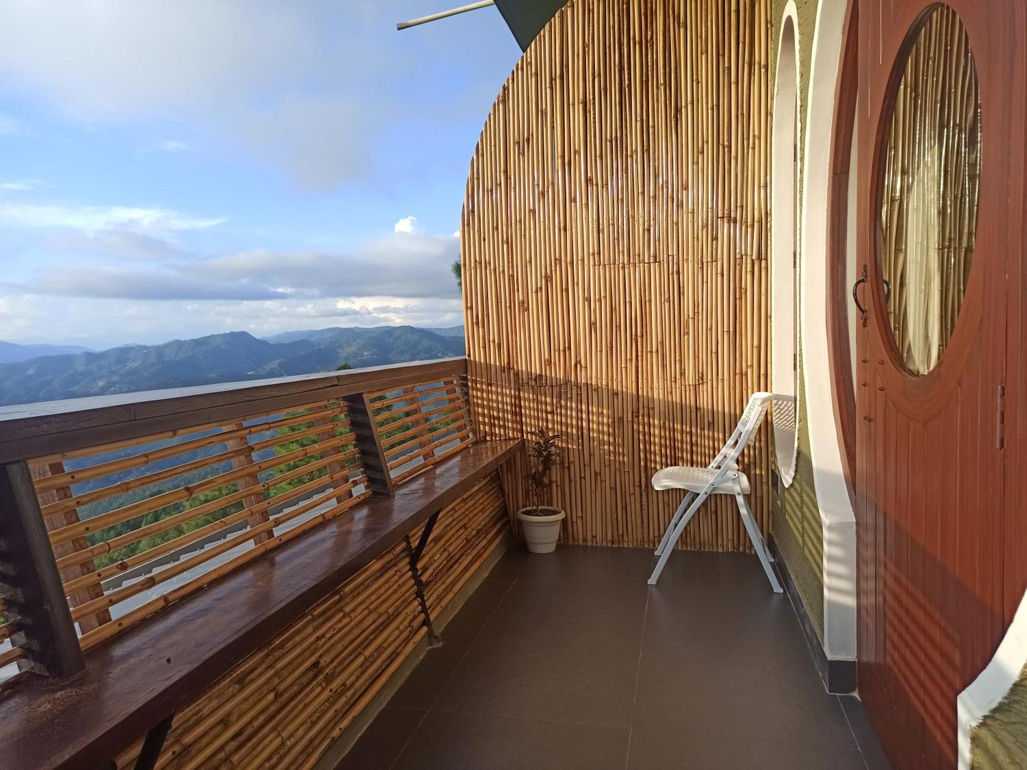 Himalayan Hobbit House Hotel Almora Bagian luar foto