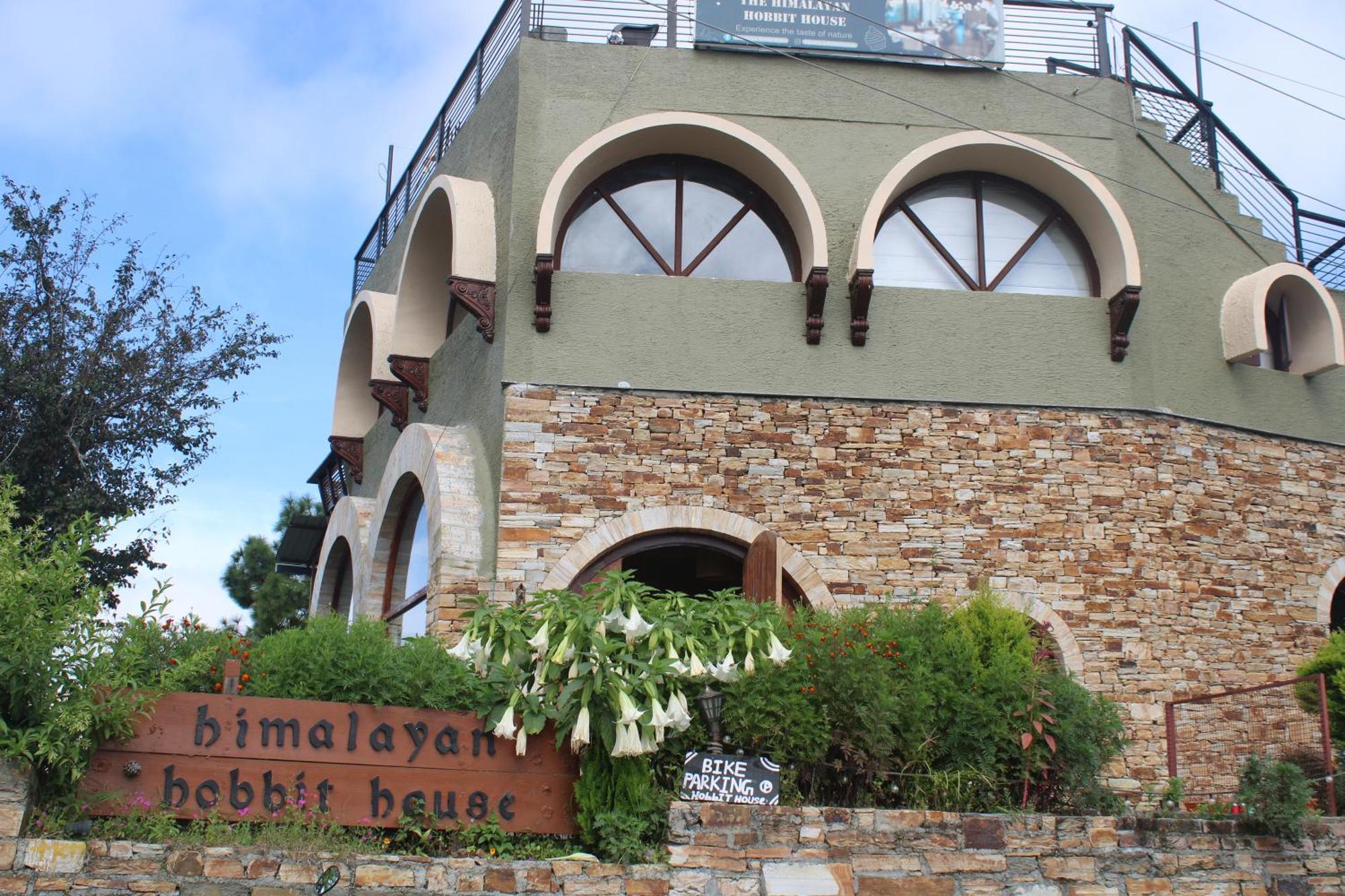 Himalayan Hobbit House Hotel Almora Bagian luar foto